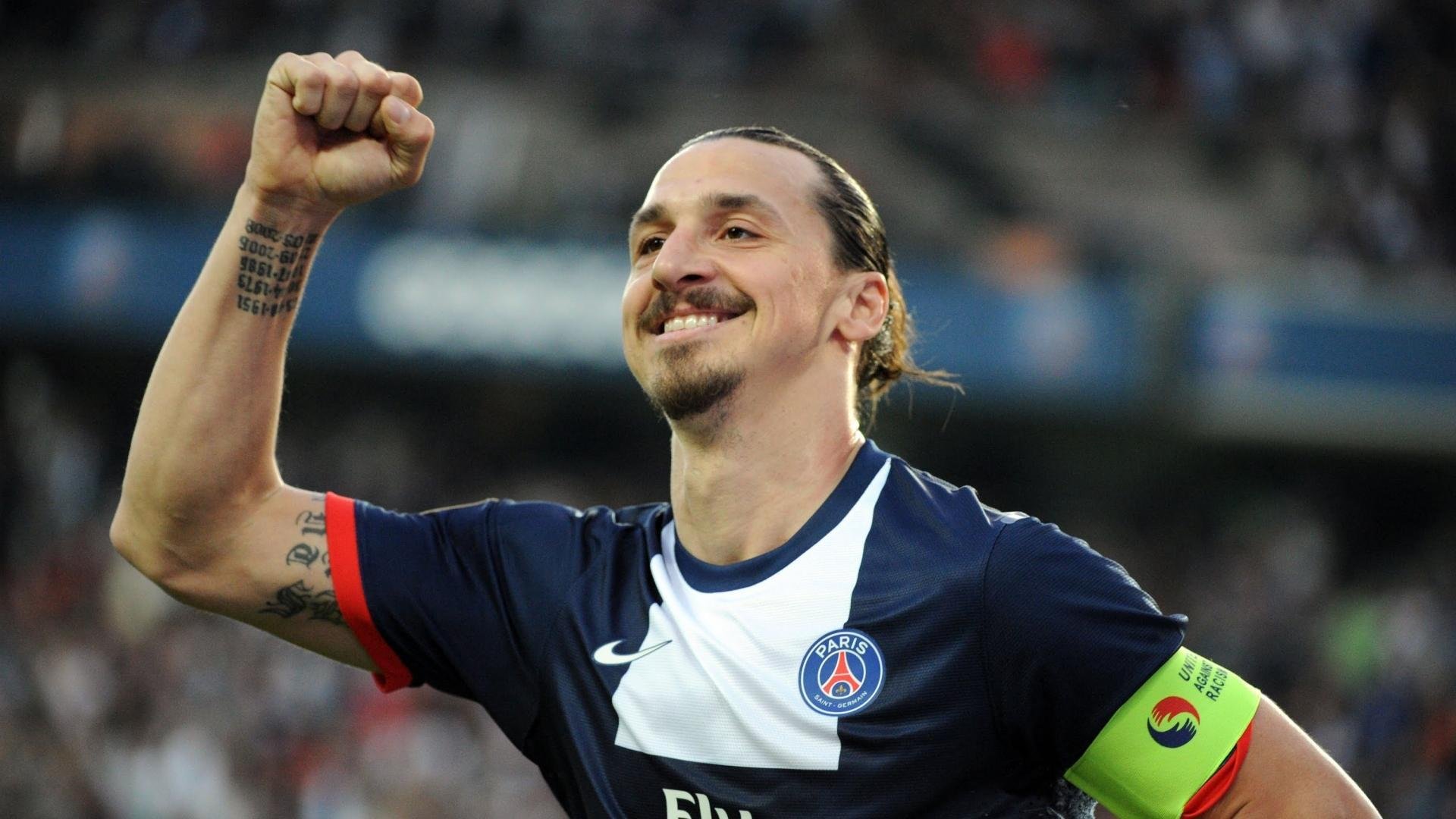 绿茵与羽翼的交响，德意志铁骑碾碎丹麦童话，陈雨菲挥拍间惊艳世界